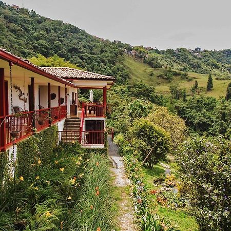 Lodge Paraiso Verde La Linda エクステリア 写真