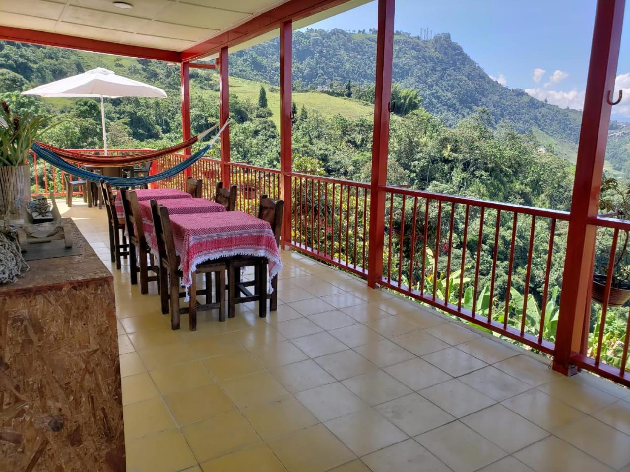 Lodge Paraiso Verde La Linda エクステリア 写真